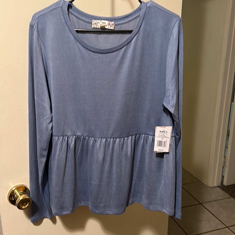 Pink republic top. Size XL